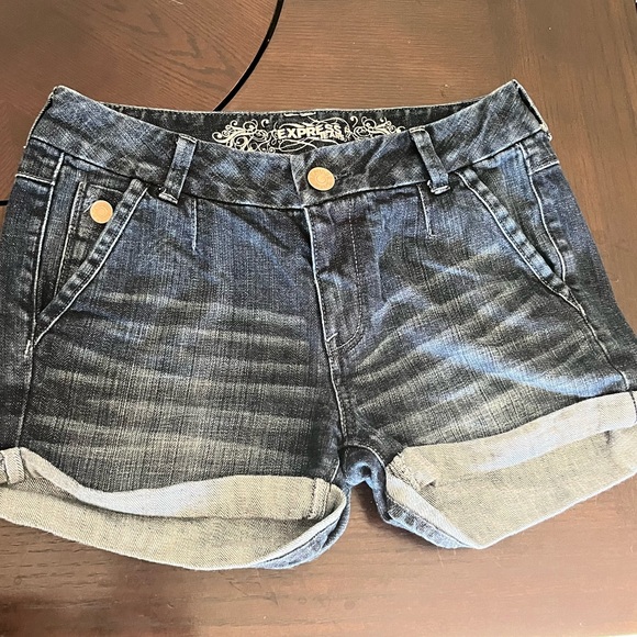 express Jean shorts - Picture 1 of 4